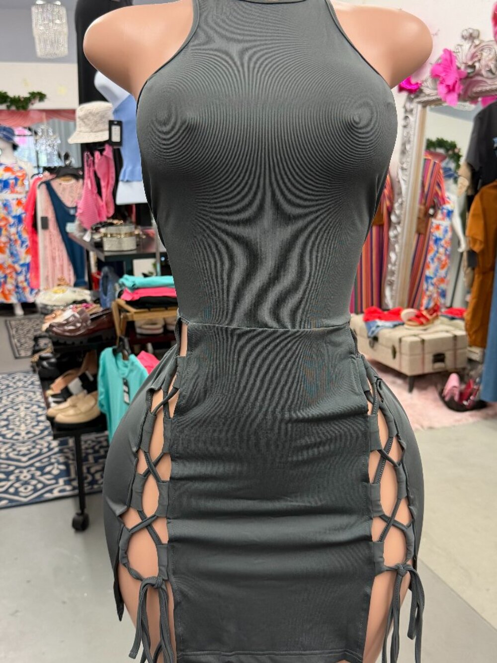 Drawstring dress - Picture 2 of 3